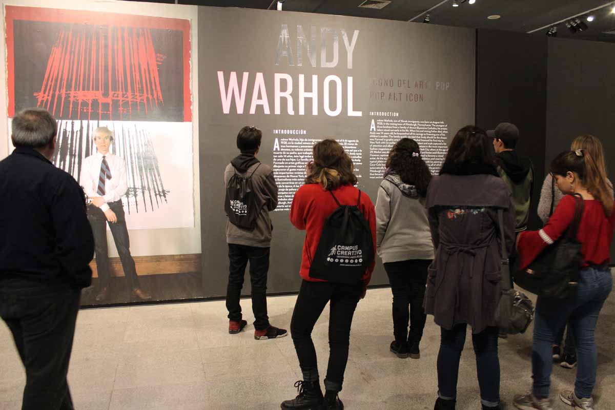 Visita muestra Andy Warhol