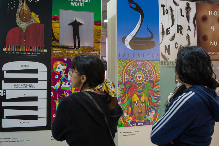 Exposición Ecuador Poster Bienal